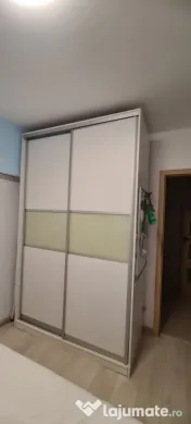 Dressing alb dormitor 