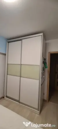Dressing alb dormitor 