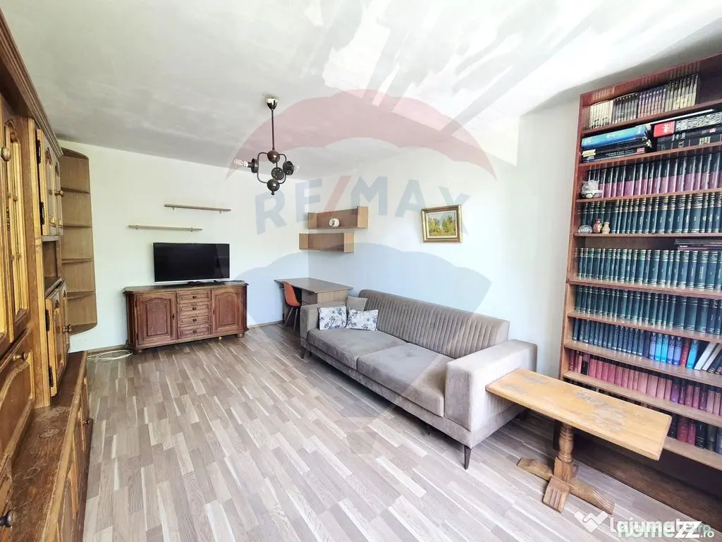Apartament de vanzare 2 camere decomandat | Brancoveanu B...