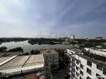 Penthouse spectaculos cu vedere spre lac