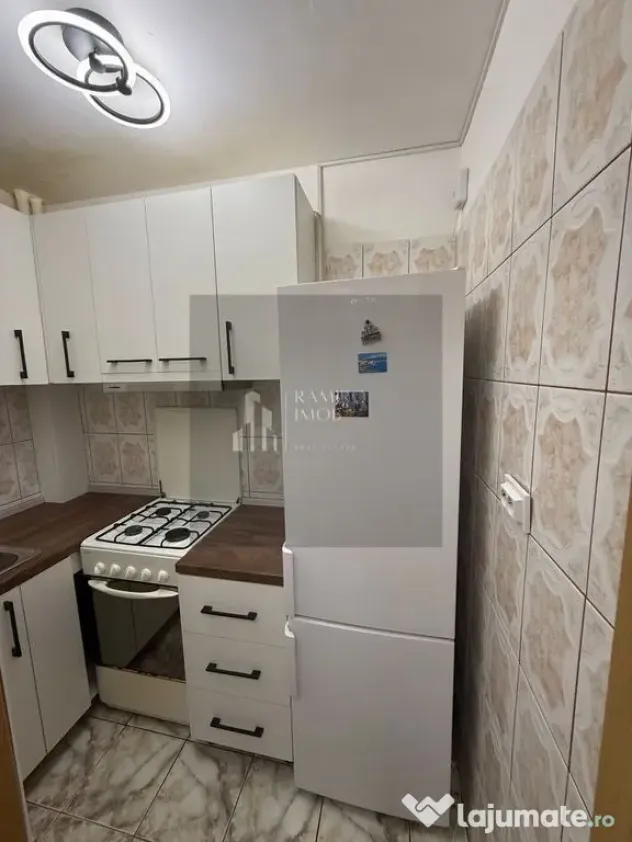 Apartament 2 camere semi-decomandat Salaj