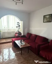Apartament de vanzare, cu 3 camere, 70 mp, etajul 9 - Astra