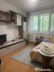 Apartament 3 camere, etaj intermediar, lift, boxa, aproape d 