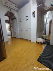 Apartament cu 2 camere în E3 decomandat