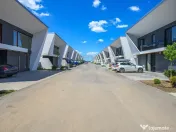 Vila exclusivista I Voluntari