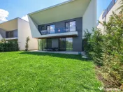 Vila exclusivista I Voluntari