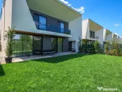 Vila exclusivista I Voluntari