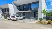 Vila exclusivista I Voluntari 