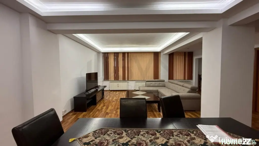 Ion Mihalache l Vila l 370 mp l 5 camere