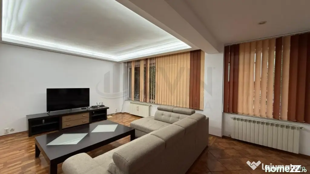 Ion Mihalache l Vila l 370 mp l 5 camere