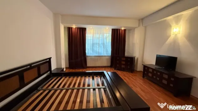 Ion Mihalache l Vila l 370 mp l 5 camere