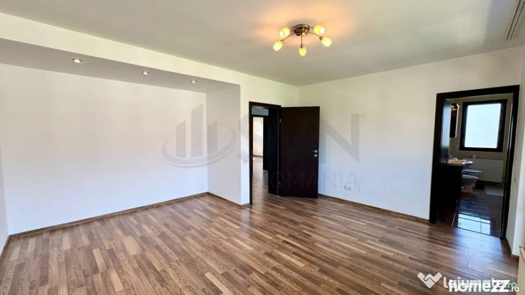 Porsche Pipera I Vila Duplex 260 Utili I Gradina I 4 locu...