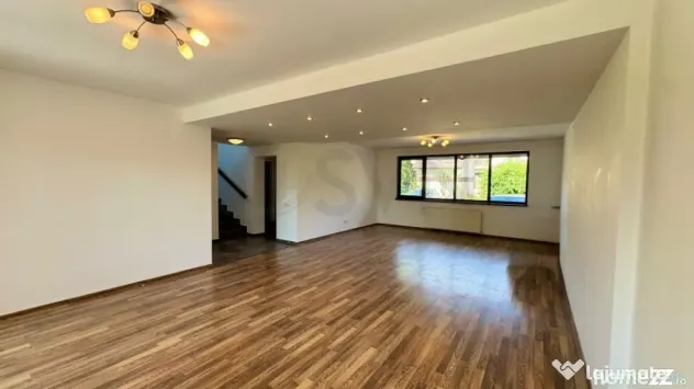 Porsche Pipera I Vila Duplex 260 Utili I Gradina I 4 locu...