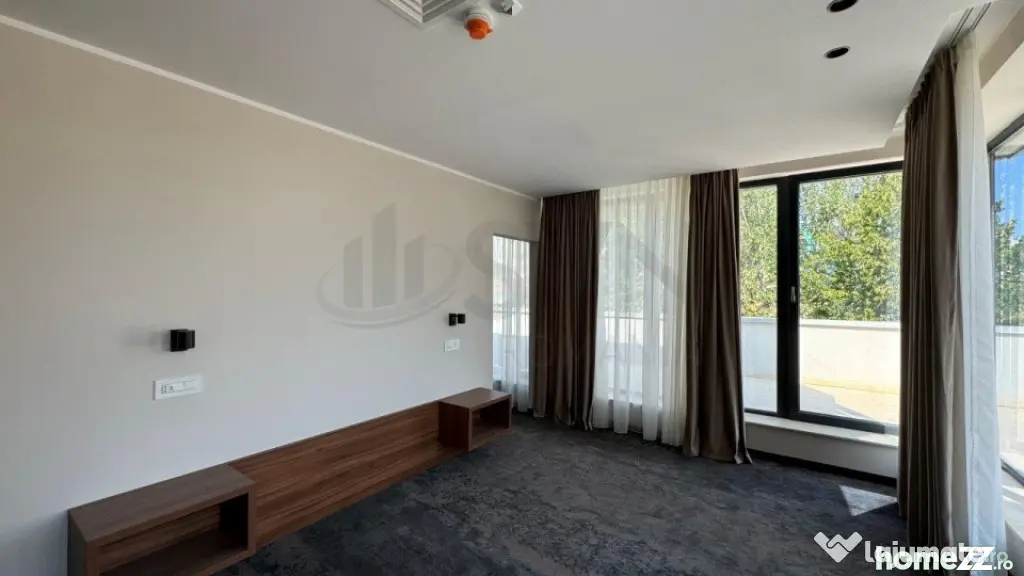 OPORTUNITATE l Piata Romana l Cladire 3400 mp ideal hotel...
