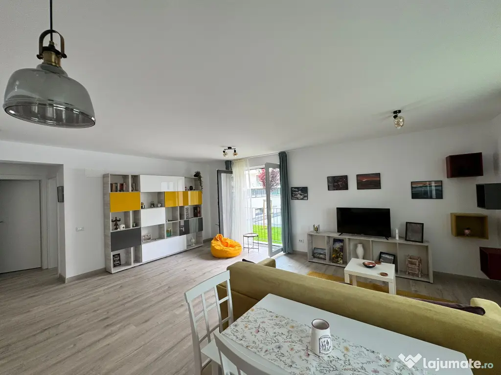 Apartament 2 camere Tractoru - Coresi regim hotelier