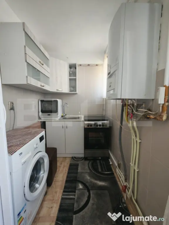 Apartament cu 2 camere, 31 mp, zona Kaufland