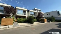 Vile Finalizate Exclusiviste Langa Lac l Complex Rezidential