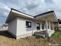 Mosnita Noua, Casa individuala pe parter, locatie foarte bun 