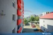 Apartament modern cu 3 camere și loc de parcare în ansa... 