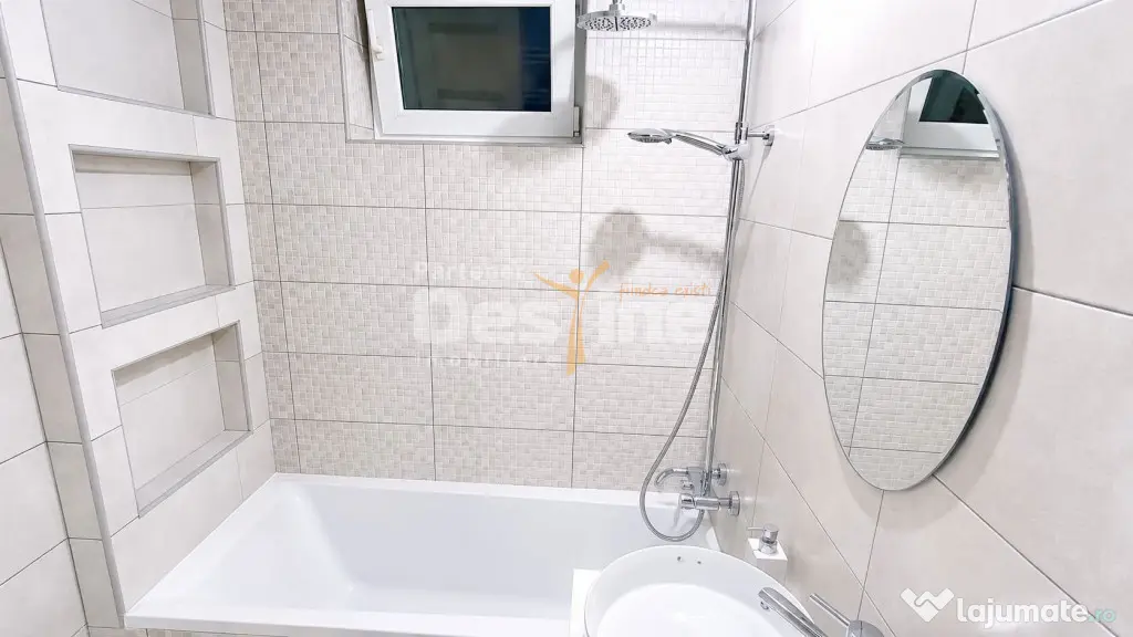 Apartament cu 2 camere decomandat în zona Tomis Nord (cap
