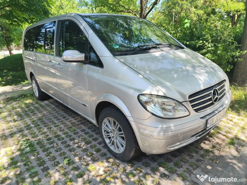 Vând Mercedes Viano