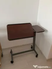 Masă de servit la pat cu roți și blat reglabil 