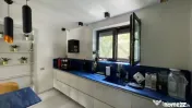 Domenii - Vila impunatoare aproape de Biserica Casin