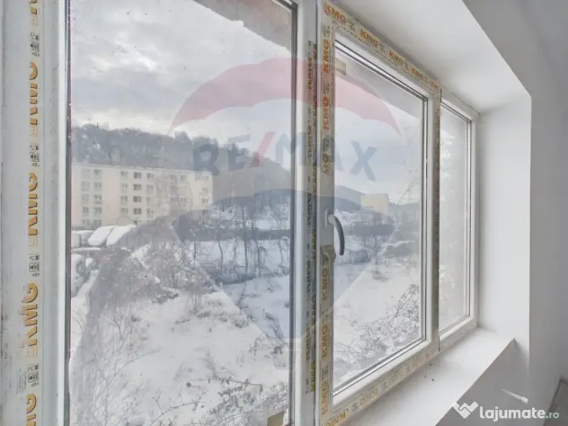 Spațiu de birouri de 102.7mp de închiriat în zona Bart...