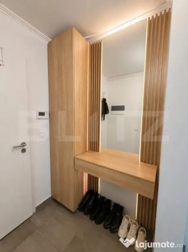 Studio premium cu balcon, loc de parcare si boxa – Kasper