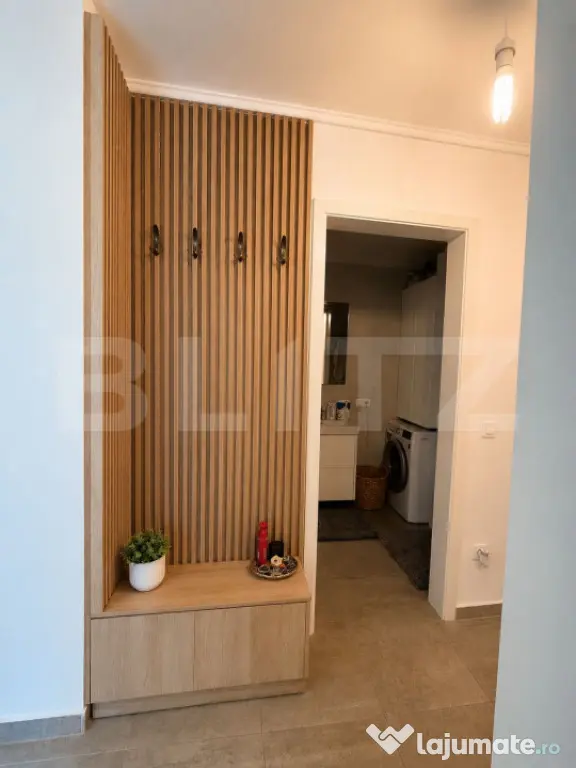 Studio premium cu balcon, loc de parcare si boxa – Kasper