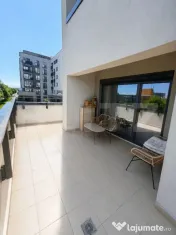 Studio premium cu balcon, loc de parcare si boxa – Kasper 