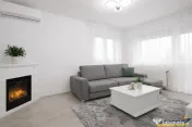 TUR 3D! Decomandat,mobilat,accesorizat, balcon,spatii depozi 