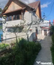 Casă 5 camere, 105 mp, in Vatra Dornei