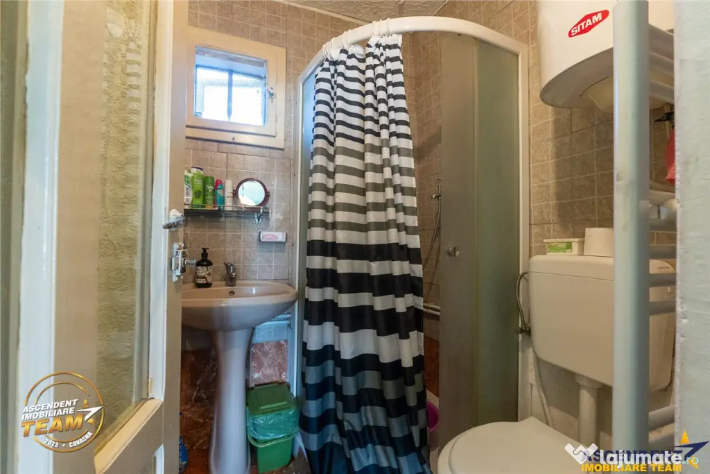 FILM! Casa cu sura, pivnita, balta cu pesti, 2.280 mp teren