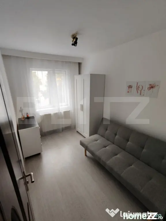 Apartament 3 camere, 40mp, zona Sagului