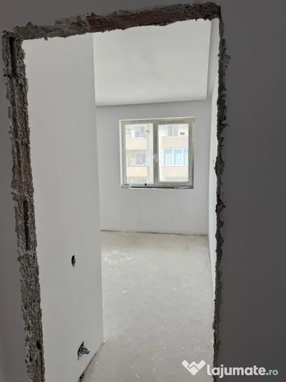 Proprietar Vand Apartament 3 camere central