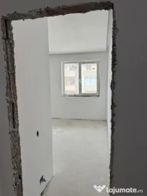 Proprietar Vand Apartament 3 camere central