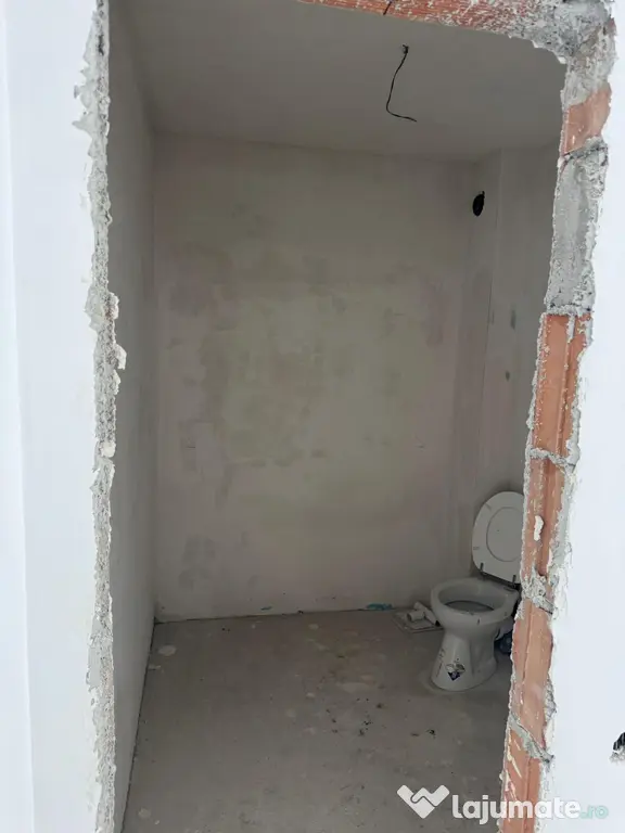 Proprietar Vand Apartament 3 camere central
