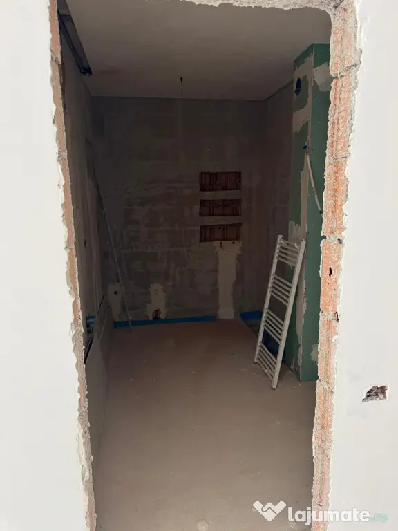 Proprietar Vand Apartament 3 camere central