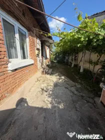 Casa de vanzare, toate utilitatile, 50 mp, 500 mp teren, Fil