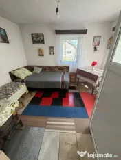 Casa de vanzare langa blocuri,cu toate utilitatile, 500mp te