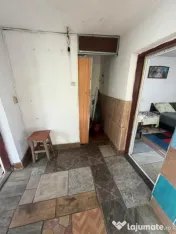 Casa de vanzare langa blocuri,cu toate utilitatile, 500mp te