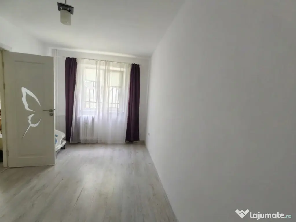 Apartament de vânzare, în zona Casa de Cultură, Constanț