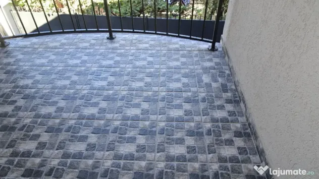 Inchiriez apartament in Vila in Deva, zona ultracentrala, curte comuna