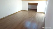 Inchiriez apartament in Vila in Deva, zona ultracentrala, curte comuna 