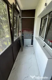 Apartament cu 3 camere B.dul Bucuresti 