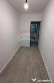 Apartament cu 3 camere B.dul Bucuresti 