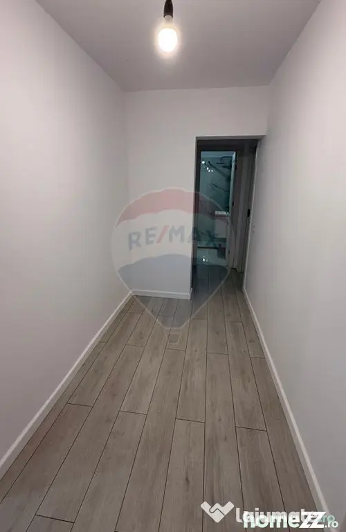 Apartament cu 3 camere B.dul Bucuresti