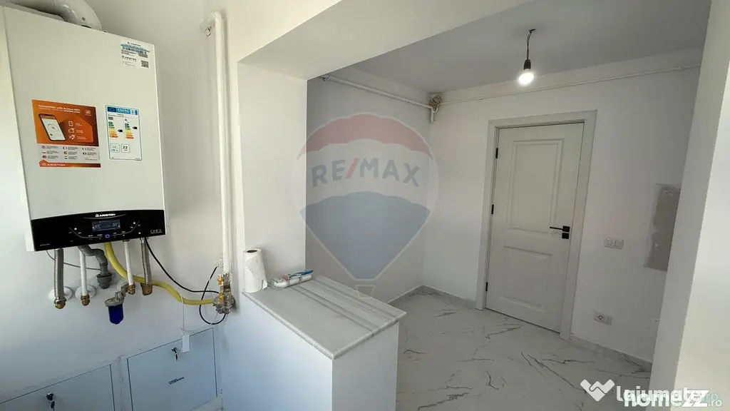 Apartament cu 3 camere B.dul Bucuresti