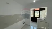 Apartament cu 3 camere B.dul Bucuresti 